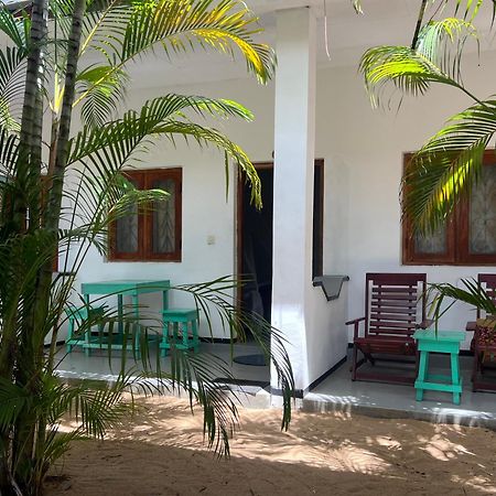 Moxy Bay Arugambay Hotel Baía de Arugam Exterior foto